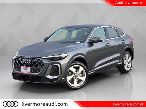 New 2025 Audi Q5 Premium Plus AWD/4WD image 1