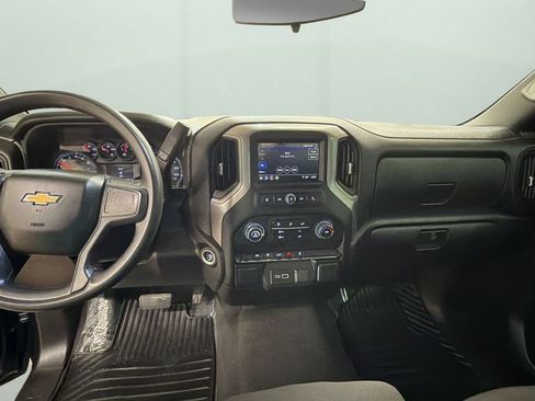 Used 2022 Chevrolet Silverado 1500 Custom w/ LPO, Dark Essentials Package image 10