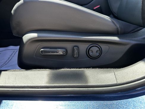 Used 2023 Honda Accord Touring image 8