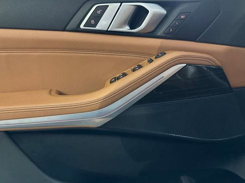 Used 2019 BMW X5 xDrive40i w/ Convenience Package image 12