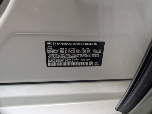 Certified 2025 BMW X5 M60i AWD/4WD image 28