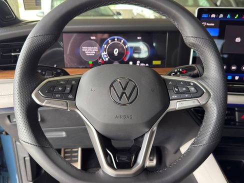 New 2026 Volkswagen Tiguan SEL R-Line AWD/4WD image 14
