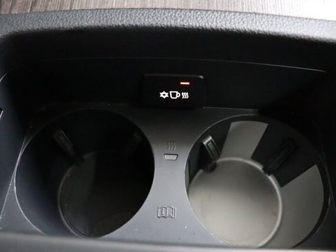 Used 2022 Audi Q5 2.0T Prestige AWD/4WD image 16