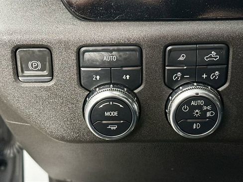 Used 2024 GMC Sierra 1500 Elevation w/ Elevation Premium Package AWD/4WD image 24