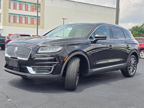 Used 2019 Lincoln Nautilus Reserve w/ Driver Assistance Package AWD/4WD image 4