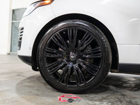 Used 2018 Land Rover Range Rover Long Wheelbase Supercharged image 9