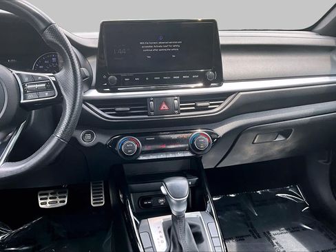 Certified 2023 Kia Forte GT-Line w/ GT-Line Premium Package FWD image 7