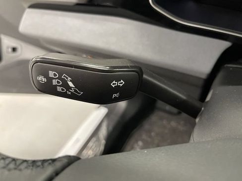 New 2026 Volkswagen Jetta SE FWD image 19