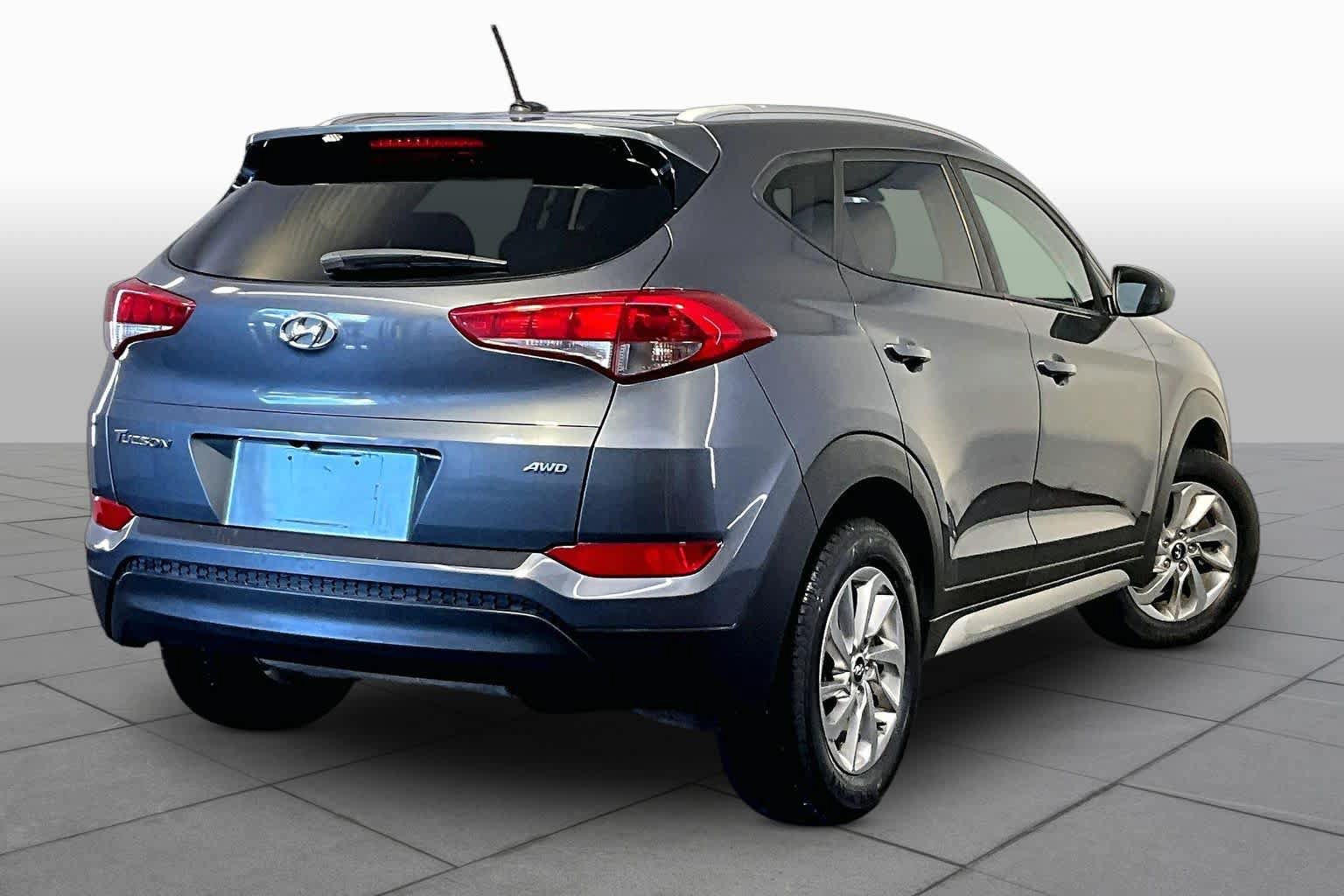 Used 2017 Hyundai Tucson SE w/ SE Popular Package 02 AWD/4WD image 13