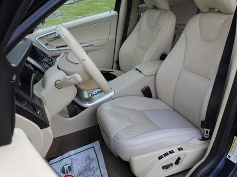 Used 2012 Volvo XC60 3.2 image 21