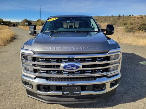 Used 2024 Ford F250 Lariat image 9