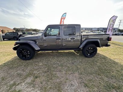 New 2025 Jeep Gladiator Sport