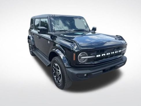 Used 2025 Ford Bronco Outer Banks AWD/4WD image 7
