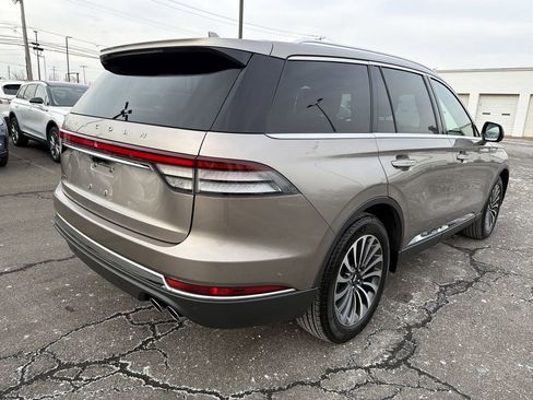 Used 2020 Lincoln Aviator Reserve w/ Equipment Group 201A image 5