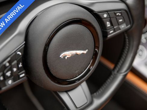 Used 2021 Jaguar F-TYPE Convertible RWD image 19