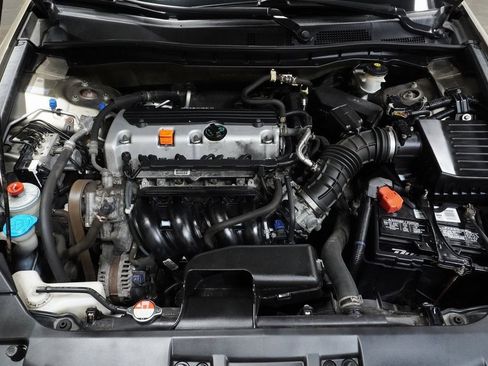 Used 2010 Honda Accord LX image 9