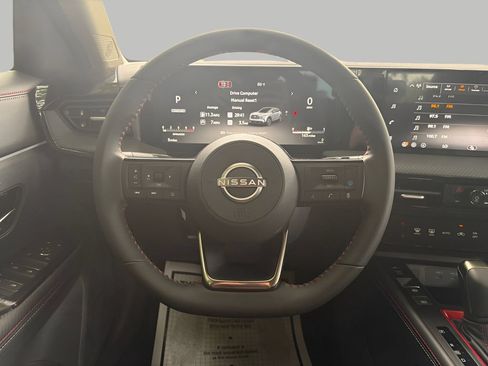 New 2026 Nissan Kicks SR AWD/4WD image 15