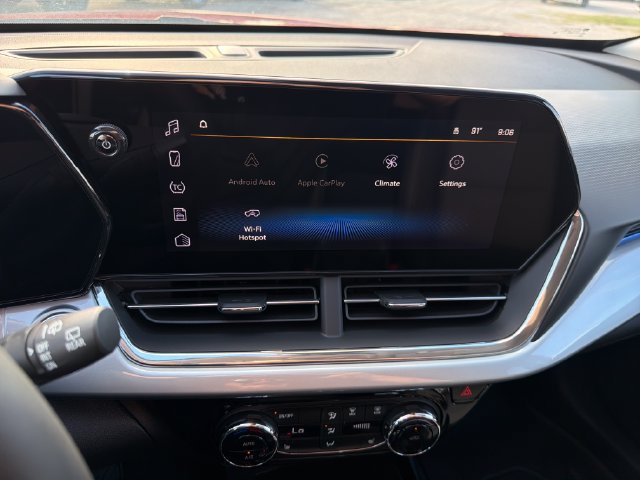 New 2026 Chevrolet Trax LT w/ Driver Confidence Package FWD image 25