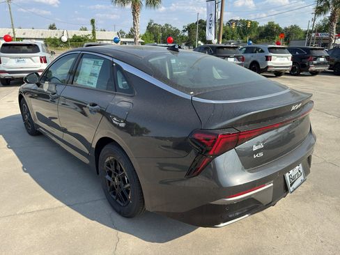 New 2026 Kia K5 LXS FWD image 5