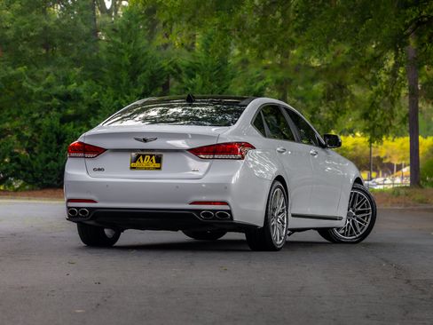 Used 2017 Genesis G80 5.0 Ultimate RWD image 4