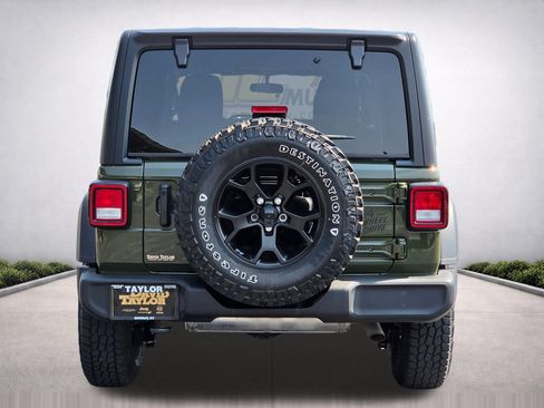 Used 2022 Jeep Wrangler Unlimited Sport AWD/4WD image 6