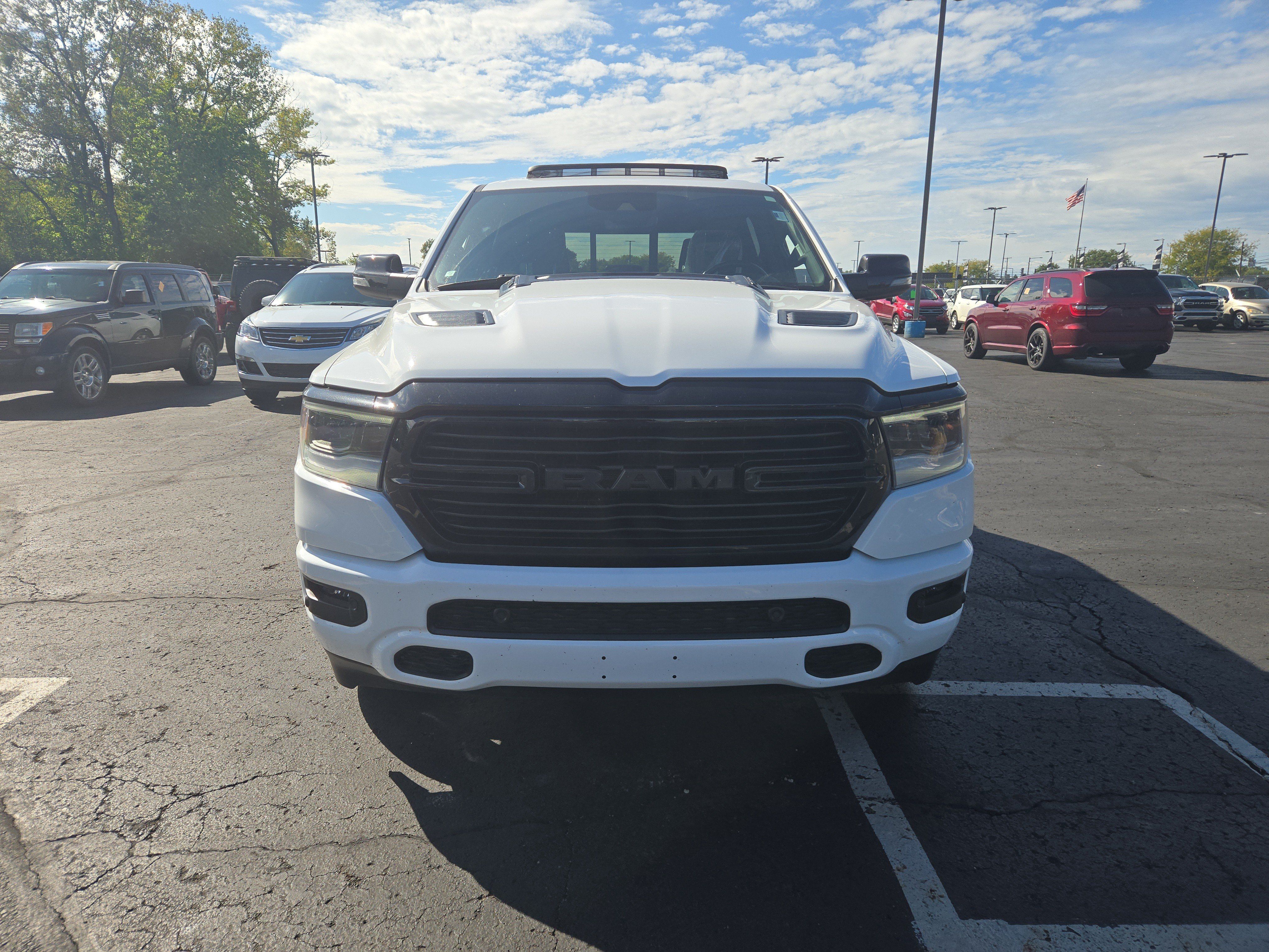 Used 2024 RAM 1500 Laramie AWD/4WD image 8