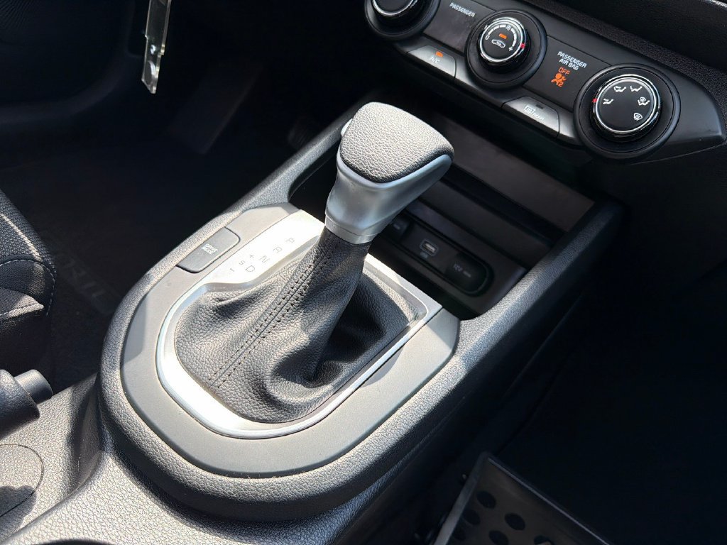 Used 2023 Kia Forte LXS w/ LXS Technology Package FWD image 19