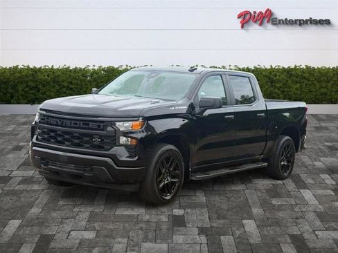 Used 2025 Chevrolet Silverado 1500 Custom RWD image 4