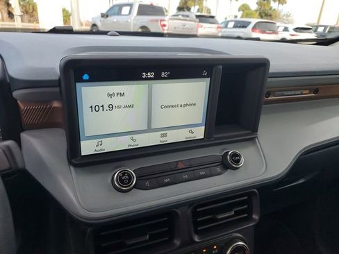 Used 2022 Ford Maverick Lariat image 25