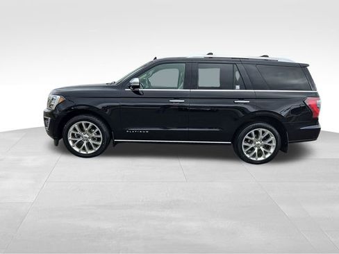 Used 2019 Ford Expedition Platinum image 2
