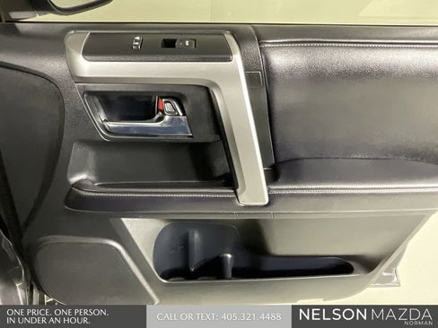 Used 2018 Toyota 4Runner SR5 Premium image 20