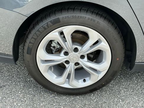 Certified 2024 Honda Accord LX image 13