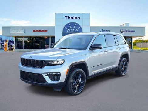 New 2025 Jeep Grand Cherokee Limited image 2