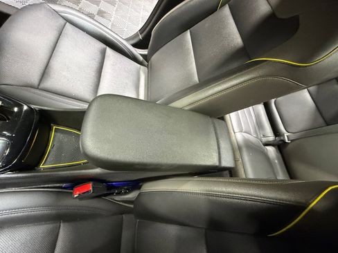 Used 2024 Chevrolet Trax ACTIV w/ Sunroof Package image 15