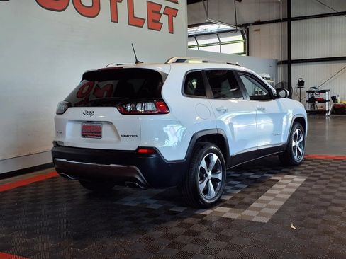 Used 2019 Jeep Cherokee Limited w/ Luxury Group AWD/4WD image 7