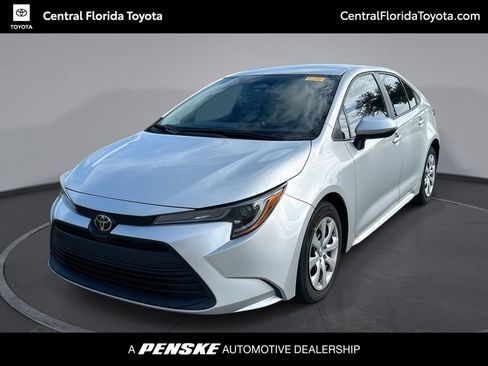 Used 2023 Toyota Corolla LE FWD image 1
