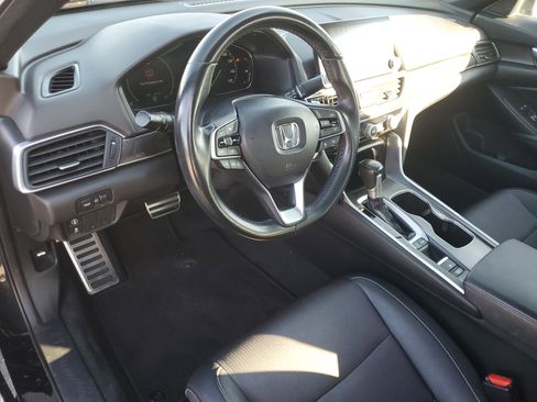 Used 2020 Honda Accord Sport image 11