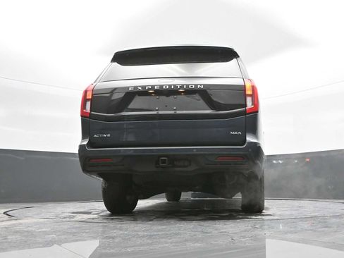 Used 2025 Ford Expedition Max Active image 40