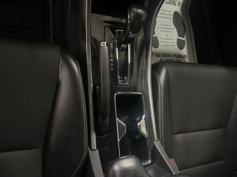 Used 2016 Honda Accord Sport image 17