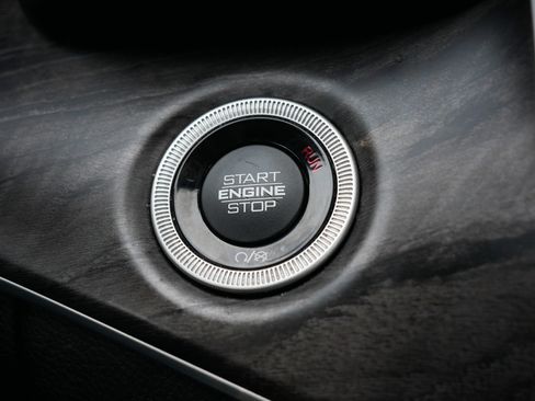 Used 2021 Jeep Grand Cherokee L Limited image 29