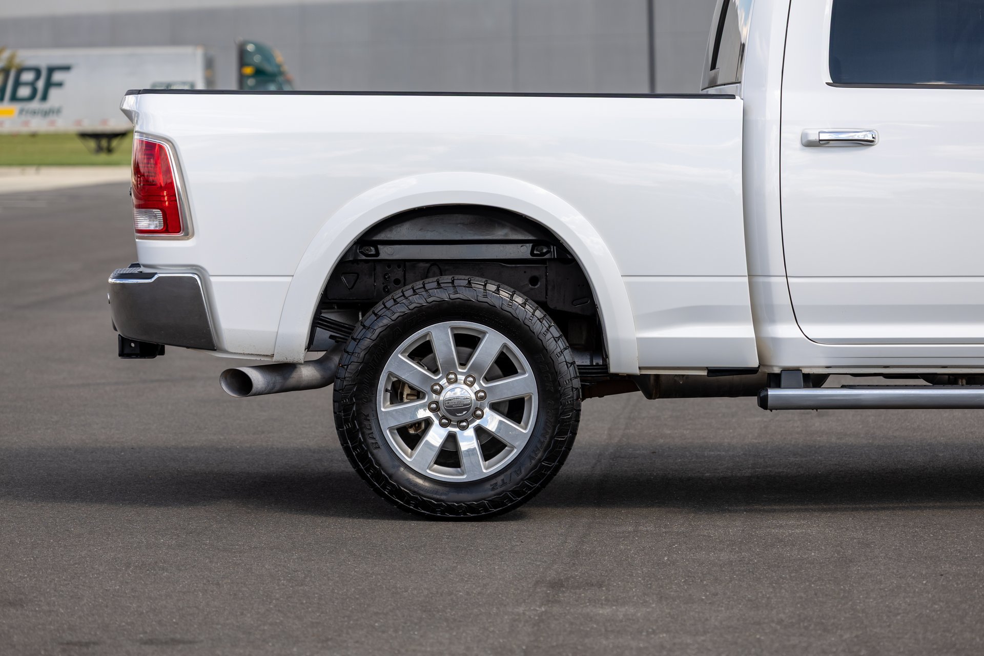 Used 2018 RAM 3500 Laramie w/ Cold Weather Group AWD/4WD image 13