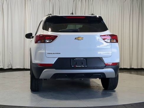 Used 2023 Chevrolet TrailBlazer LT w/ Convenience Package FWD image 7