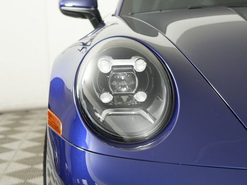 Certified 2024 Porsche 911 Carrera image 11