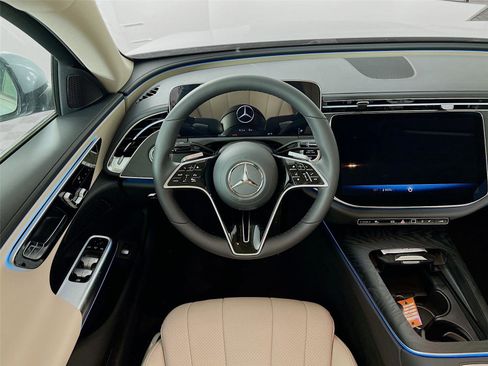 New 2026 Mercedes-Benz E 450 4MATIC Sedan image 22