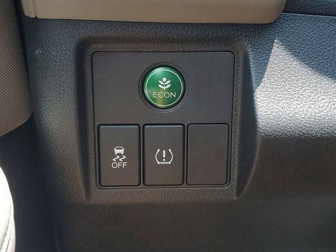 Used 2017 Honda HR-V LX image 31