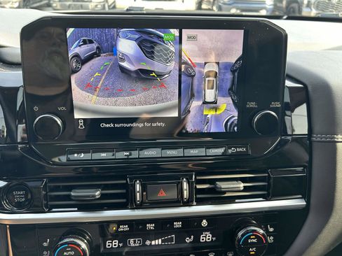 Used 2025 Nissan Pathfinder Platinum w/ Cargo Package image 26