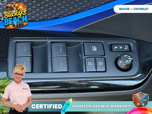 Used 2021 Toyota C-HR XLE FWD image 30