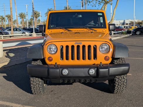 Used 2013 Jeep Wrangler Rubicon w/ PWR Convenience Group image 9