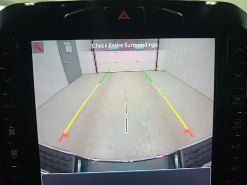 Used 2025 RAM 3500 Big Horn image 32