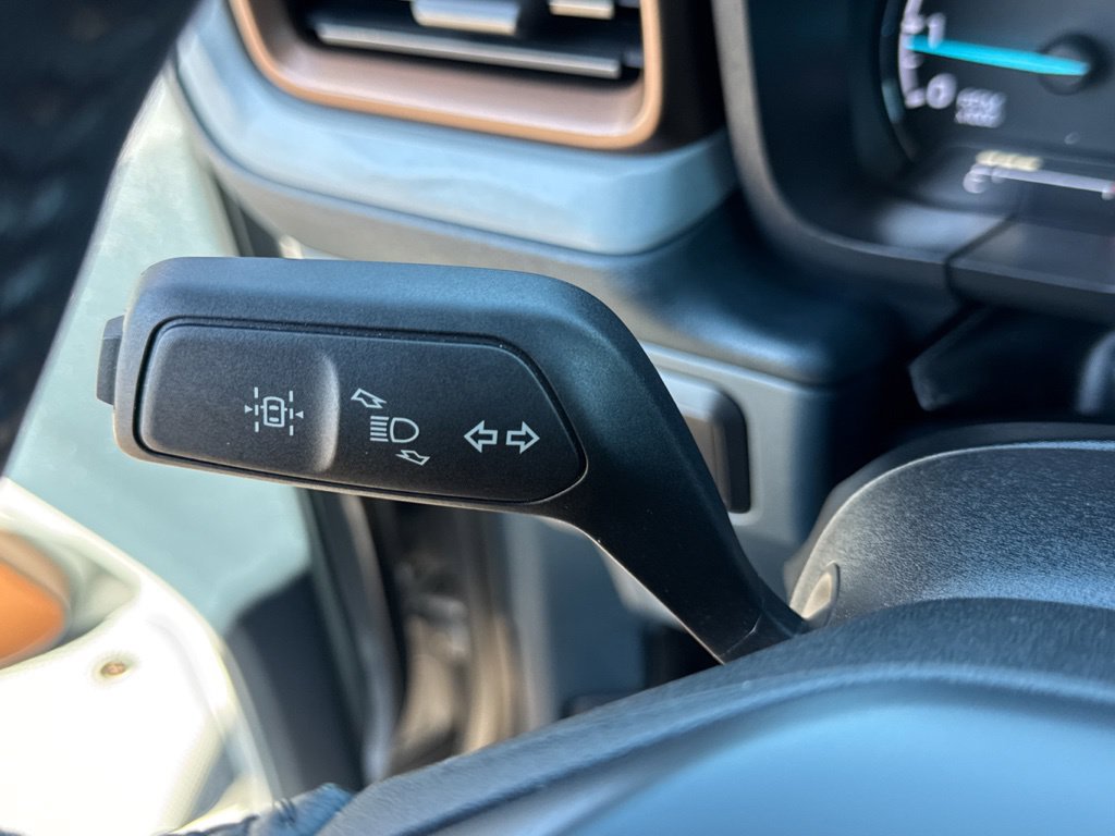Used 2022 Ford Maverick Lariat w/ Lariat Luxury Package AWD/4WD image 16